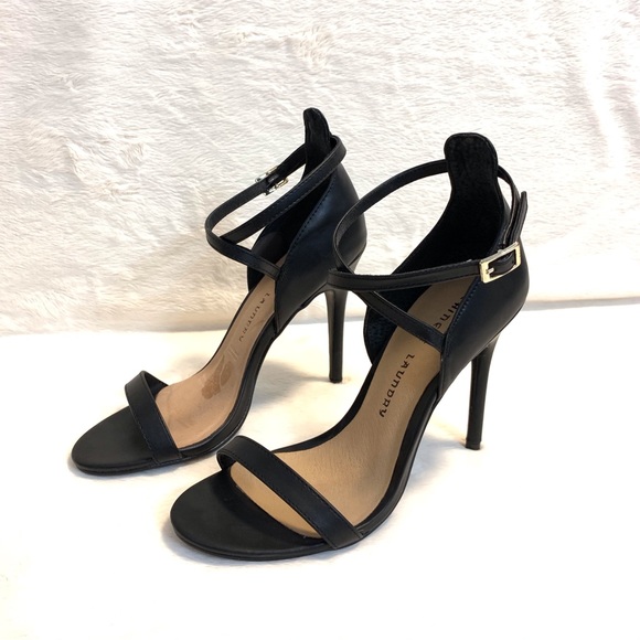 Amazing Lavelle Heels! Black Leather. - Picture 8 of 16